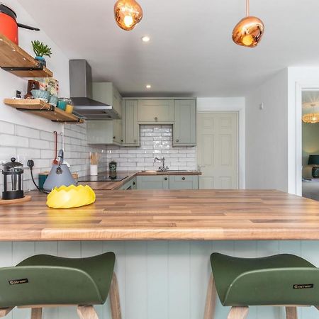 Beach, Hills, Food, Scenic Walks-The Kelp House. Peacehaven Luaran gambar
