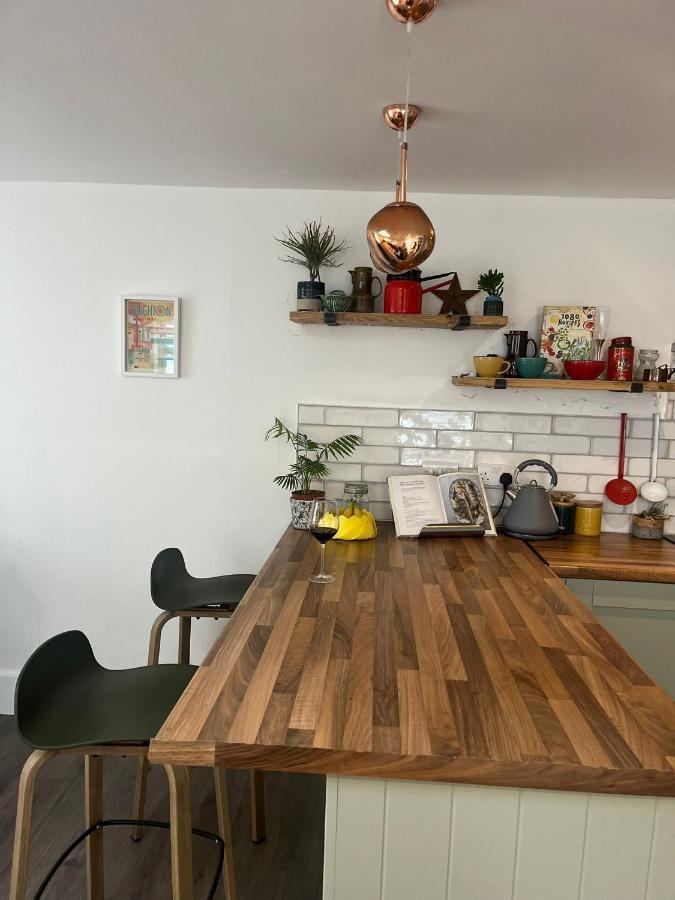 Beach, Hills, Food, Scenic Walks-The Kelp House. Peacehaven Luaran gambar