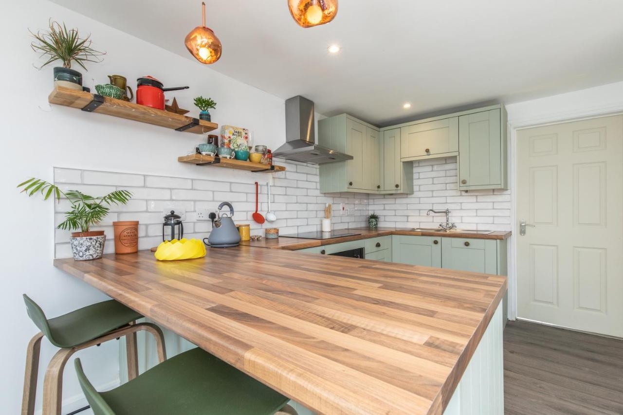Beach, Hills, Food, Scenic Walks-The Kelp House. Peacehaven Luaran gambar