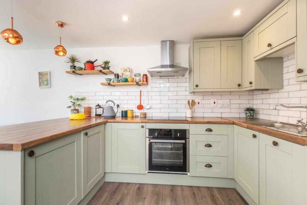Beach, Hills, Food, Scenic Walks-The Kelp House. Peacehaven Luaran gambar