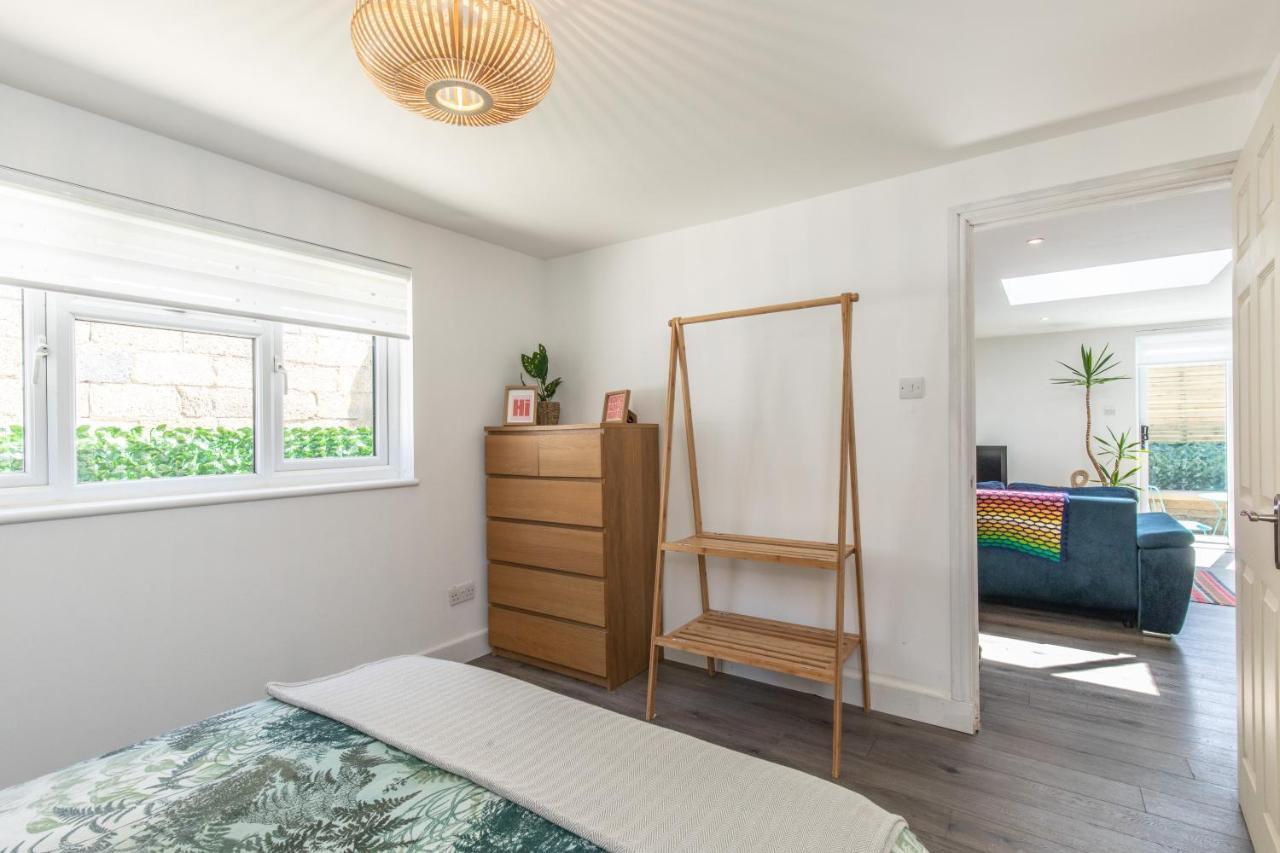 Beach, Hills, Food, Scenic Walks-The Kelp House. Peacehaven Luaran gambar
