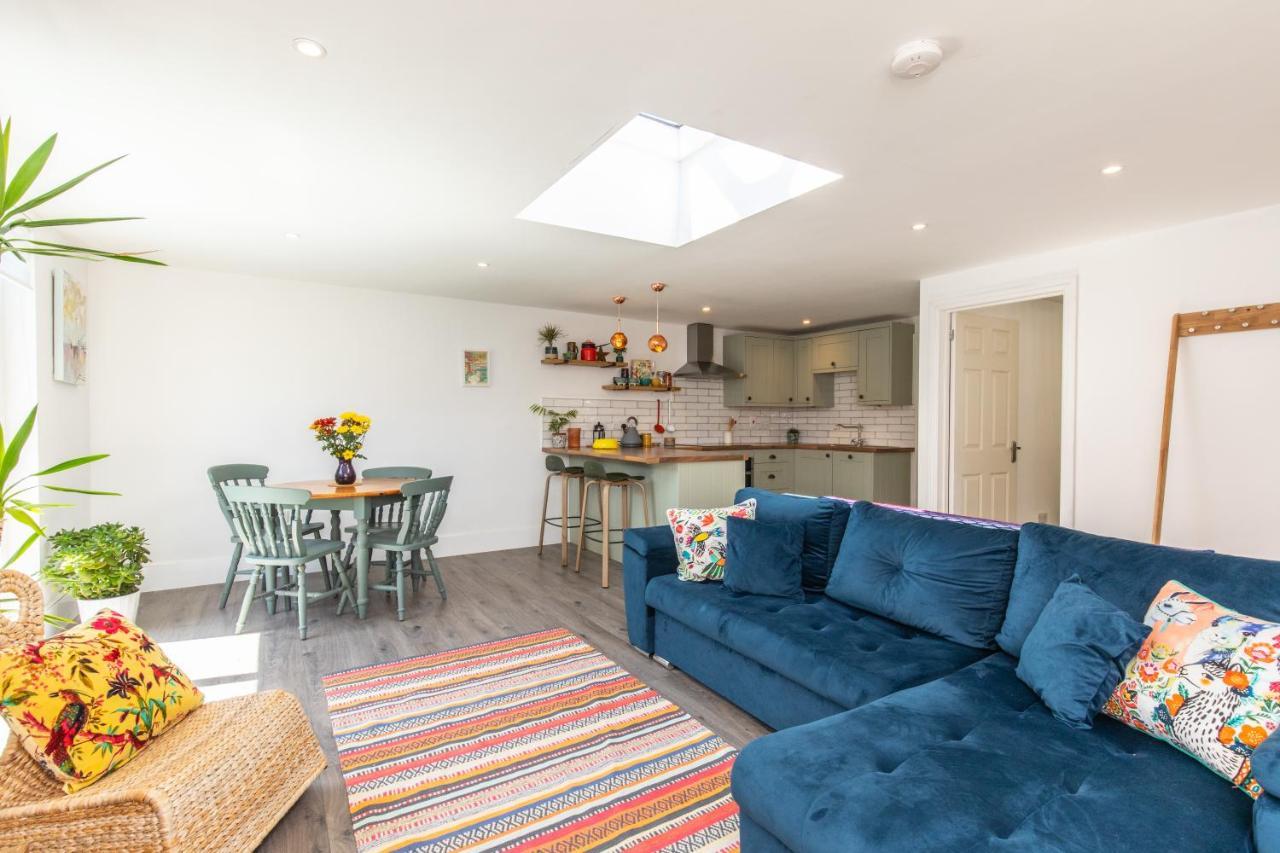 Beach, Hills, Food, Scenic Walks-The Kelp House. Peacehaven Luaran gambar